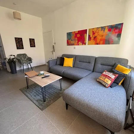 Flat Koskluciftlik Apartman *